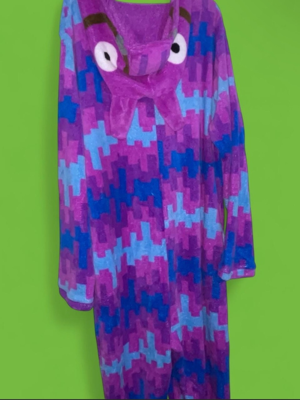 Fortnite Unisex Adult Pink Llama Plush Zipup Onesie Size XL


NWOT